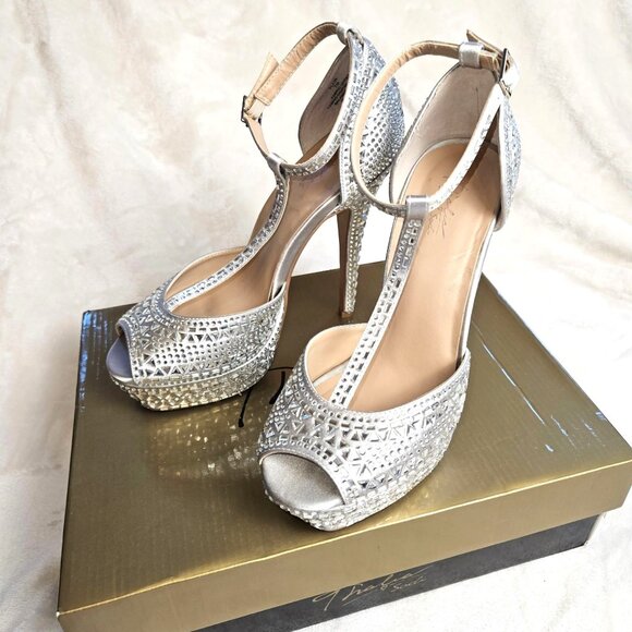 Thalia Sodi Silver Rhinestone Studded High Heel T-Strap Peep Toe Shoes 7M - Picture 1 of 14